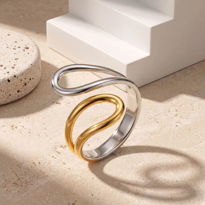 Contrast Open Ring – 18K Gold PVD Stainless Steel