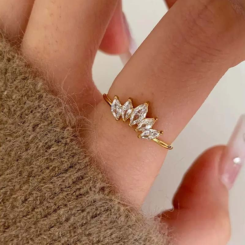 Celestial Five-Stone Zirconia Ring – Gold-Plated Stainless Steel