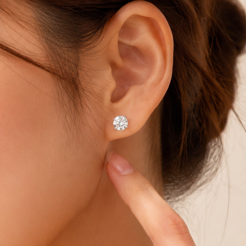 Classic Round Solitaire Stud Earrings